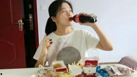 娱乐吃瓜酱复试,揭秘明星幕后故事，带你走进娱乐圈的真相世界  第1张